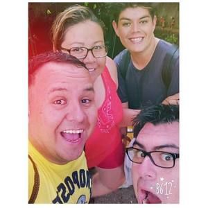 Meet your Posher, Raul